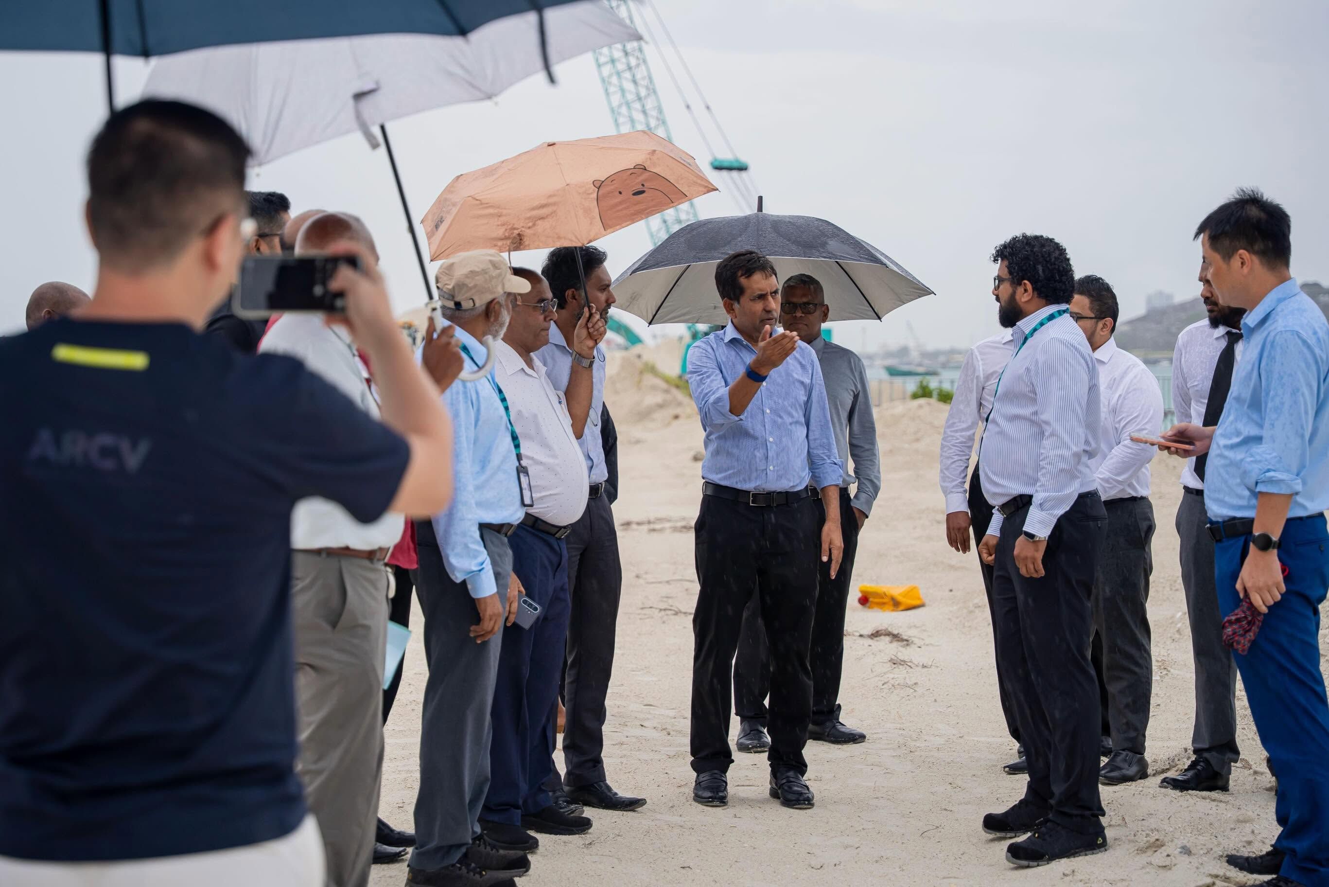 Cover image for Minister Inspects Progress of Malé Commercial Harbour Relocation to Thilafushi 