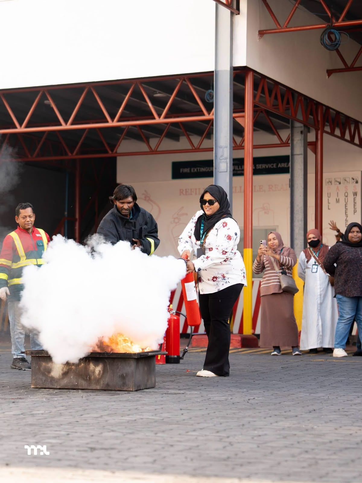 Cover image for The Safety Department Conduct A Basic Fire Fighting Training 